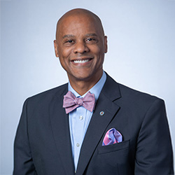 Dr. Curt L. Smith