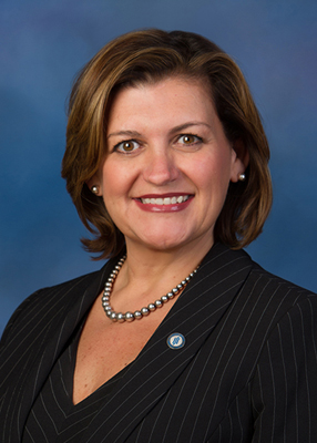 Dr. Paula P. Pando Dr. Paula P. Pando